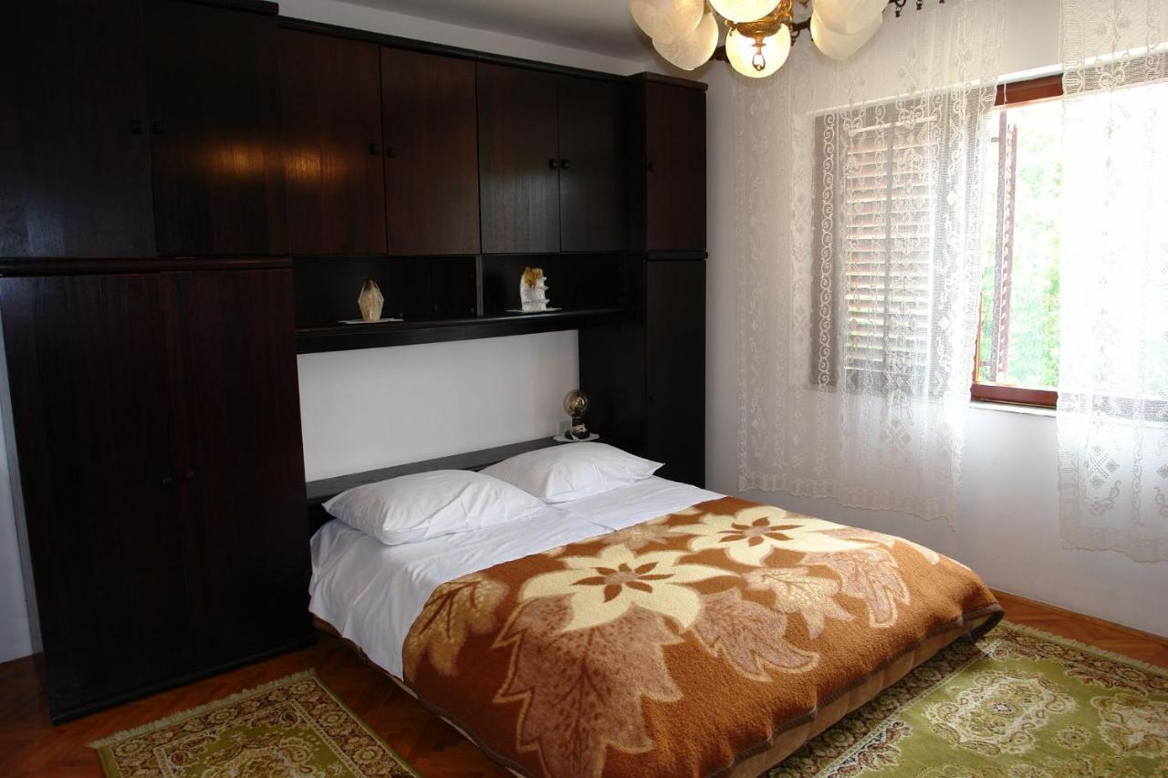 Apartments Nikolina Новий Винодольський Екстер'єр фото