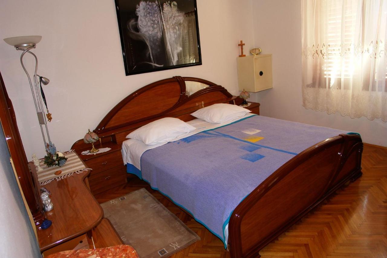 Apartments Nikolina Новий Винодольський Екстер'єр фото