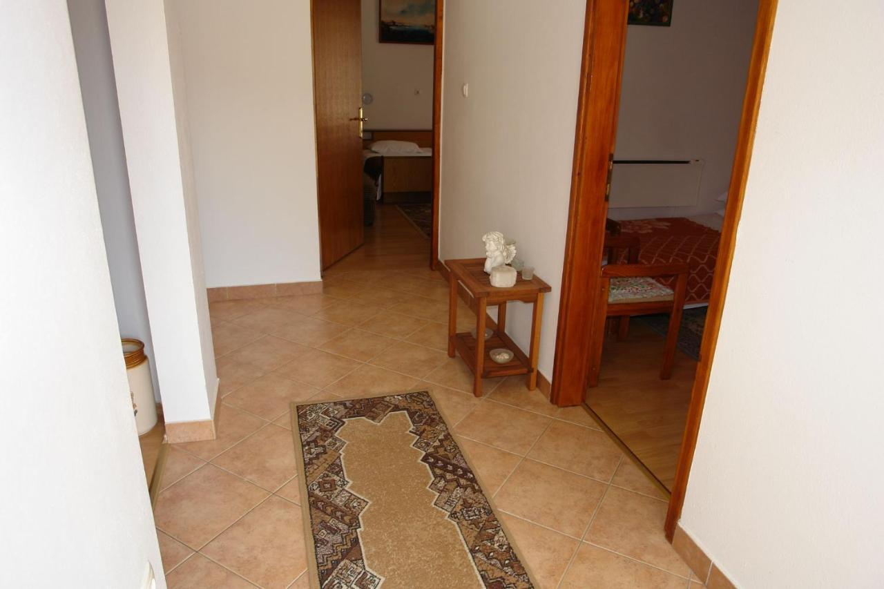 Apartments Nikolina Новий Винодольський Екстер'єр фото