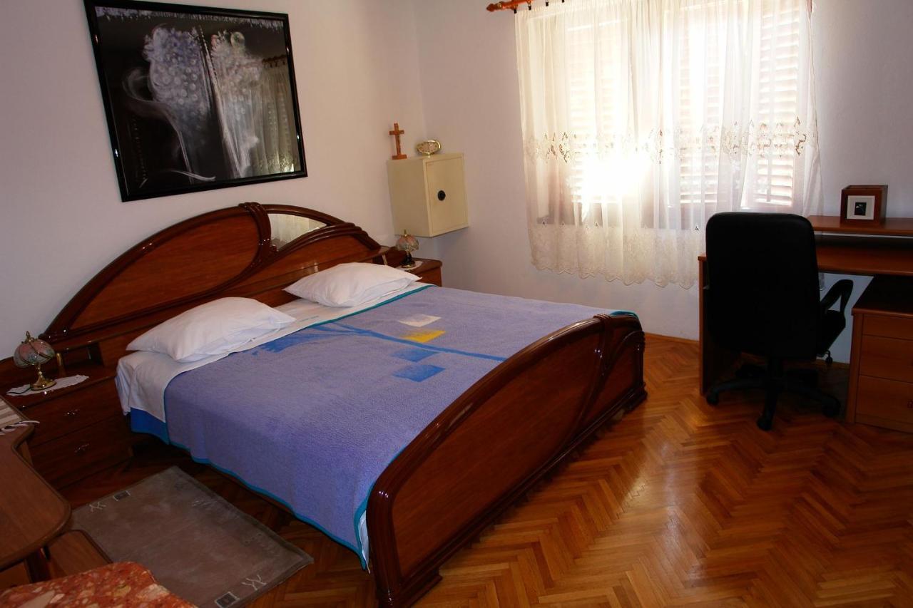 Apartments Nikolina Новий Винодольський Екстер'єр фото
